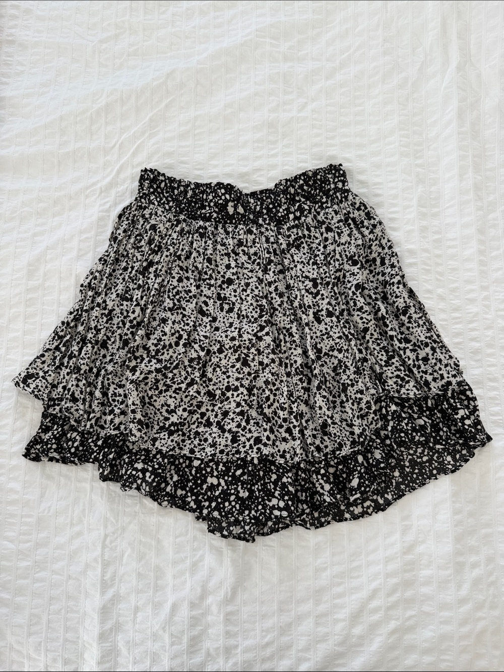 Zara Black & White Printed Ruffle Hem Skirt